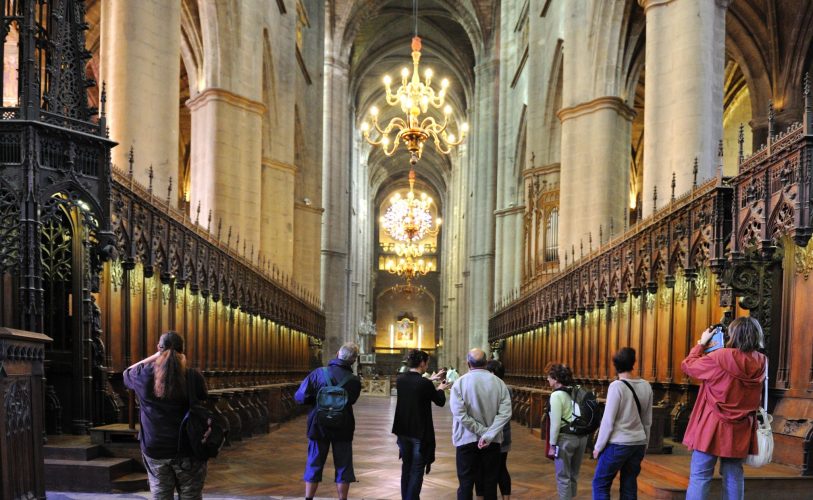 La nef de la cathédrale Notre-Dame à Rodez