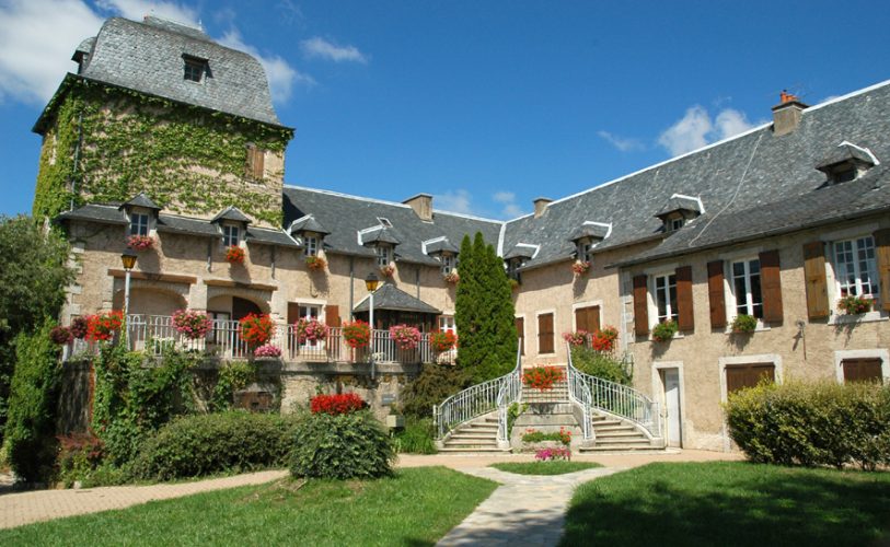 La mairie de Sébazac-ConcourèsLa mairie de Sébazac-Concourès