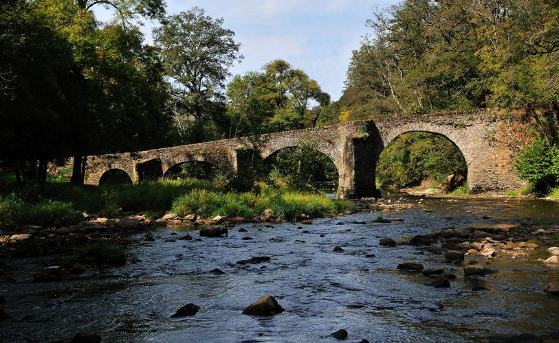 Pont de Comencau à Druelle-Balsac